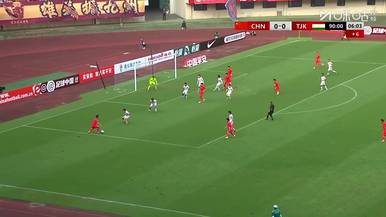 读秒绝杀！第97分钟贺一然头球破门，U23国足1-0塔吉克斯坦