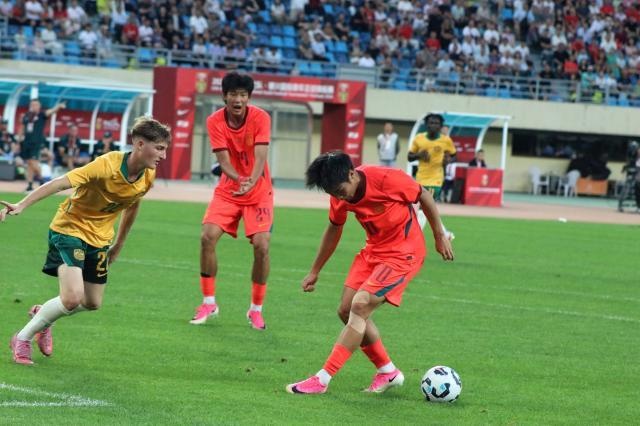 伊兰昆达恩师维尔特：中国U17水平高，留洋需先踢满100场职业赛