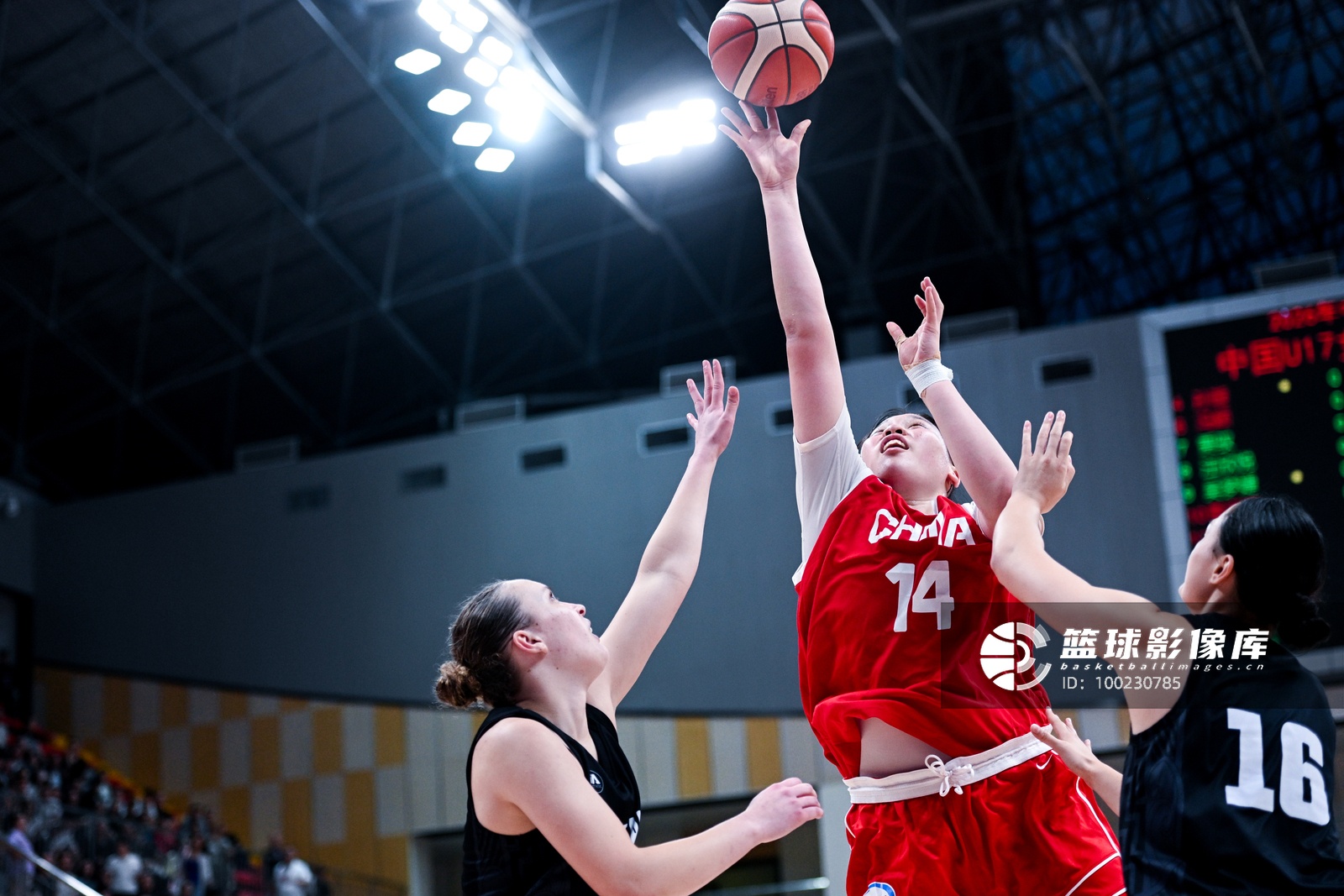 68-69惜败加拿大,中国U17女篮转入5-8排位赛今晚战斯洛文尼亚